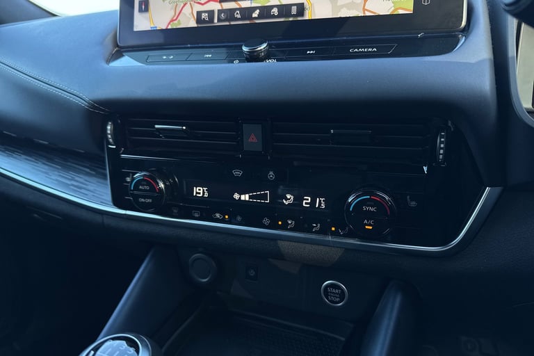 2022 Nissan Qashqai 1.3 DiG-T MH Tekna 5dr Hatchback Petrol Manual