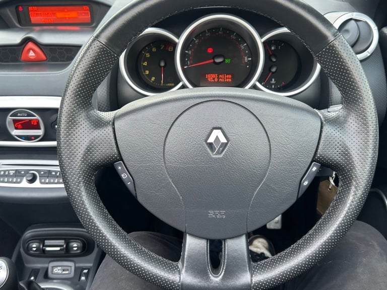 2011 Renault Wind 1.6 VVT GT Line Convertible 2dr Petrol Manual Euro 5 (133 ps) Convertible Petro...