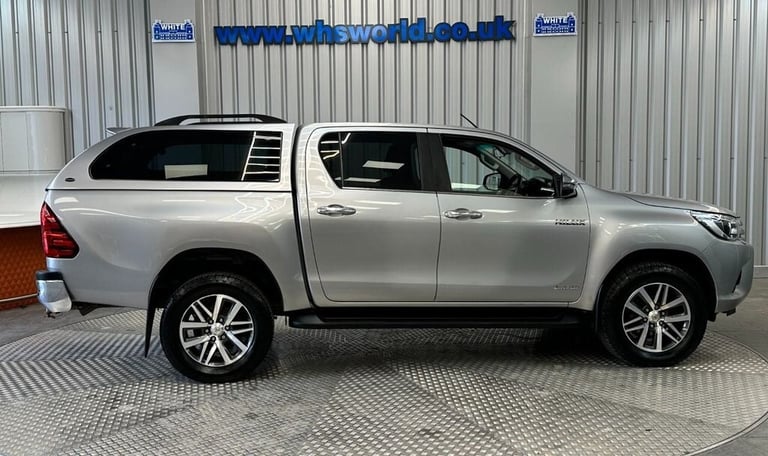 2020 Toyota Hilux 2.4 INVINCIBLE 4WD D-4D DCB 147 BHP DOUBLE CAB PICK-UP Diesel Manual