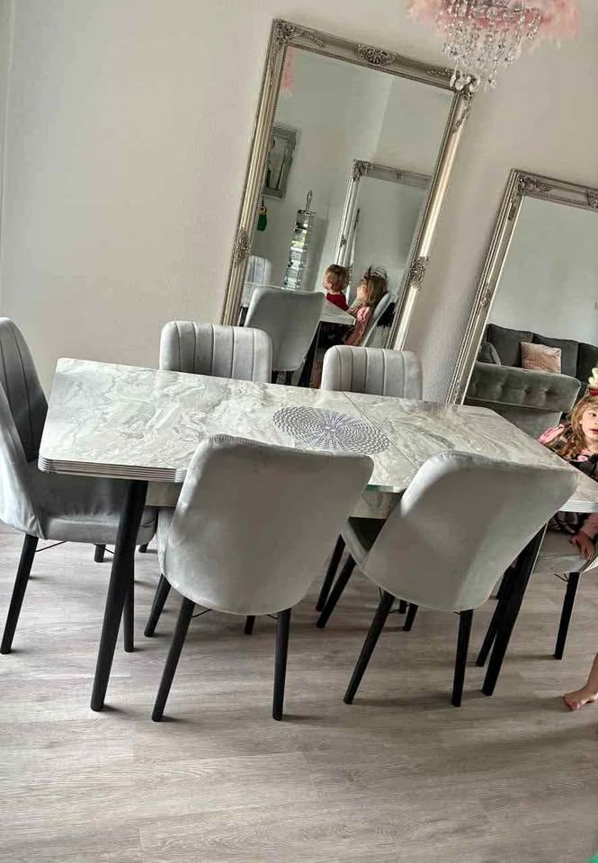 image for New Beautiful Dining Table With 4 / 6 Chairs For SALE