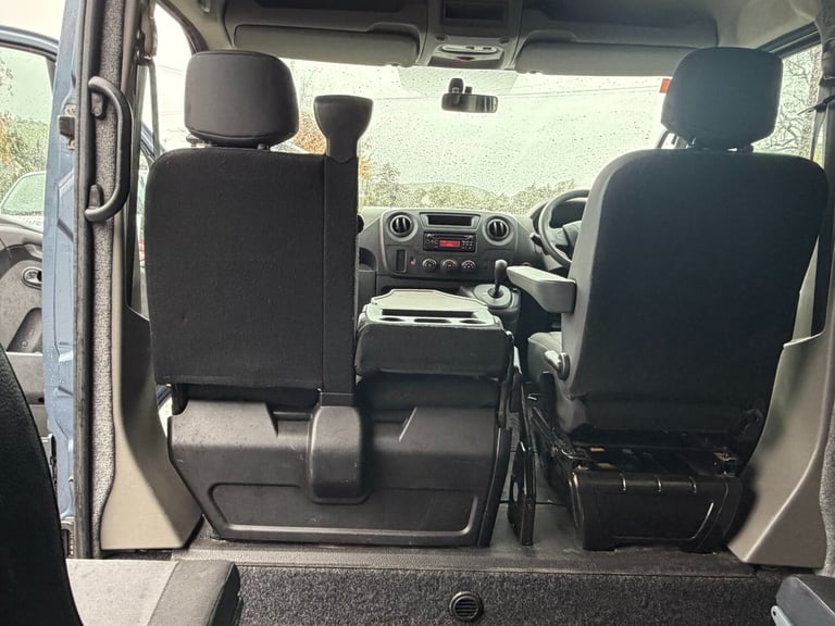 2016 Renault Master SL28dCi 125 Business AUTOMATIC WHEELCHAIR ACCESS/CAMPER PANEL VAN Diesel Auto...