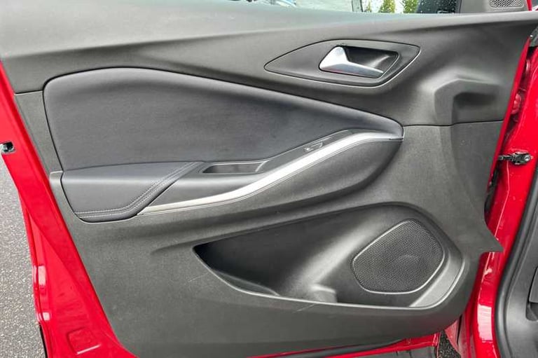 2022 Vauxhall Grandland 1.2 Turbo Ultimate 5dr Auto HATCHBACK PETROL Automatic