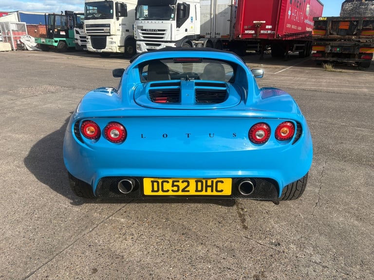 2002 Lotus Elise Elise 2dr CONVERTIBLE Petrol Manual