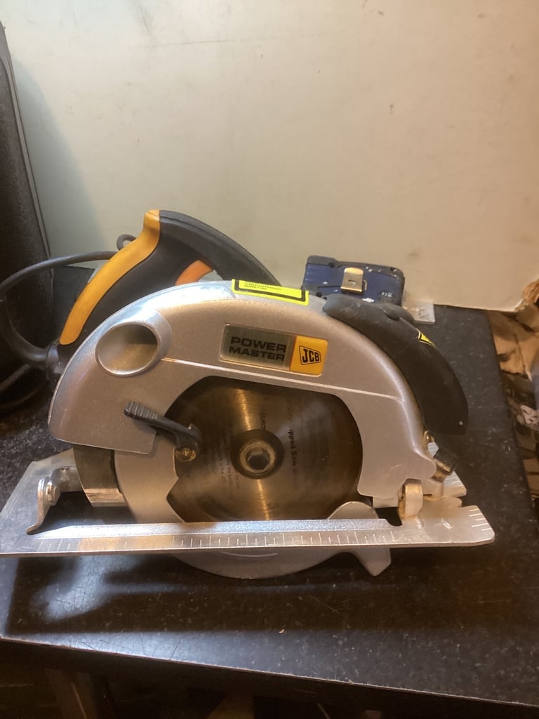 JCB Powermaster circular saw 