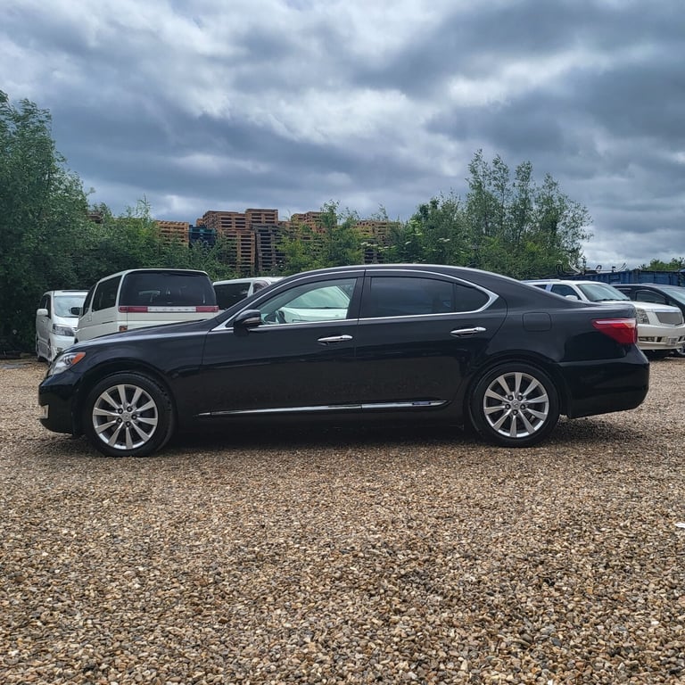 FRESH IMPORT 2010 LEXUS LS600H HYBRID 4 DOOR SALOON BLACK ULEZ COMPLIANT
