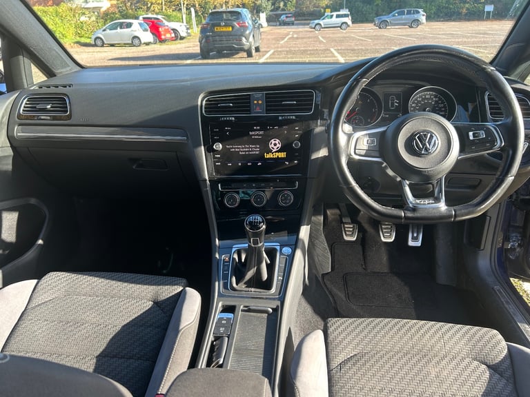 Volkswagen, GOLF, Hatchback, 2017, Manual, 1968 (cc), 5 doors