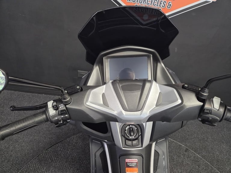 2025 MGB Amax in grey, one mature owner machine