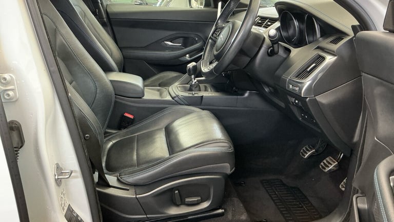 JAGUAR E-PACE 2.0 D150 R-Dynamic S 2018