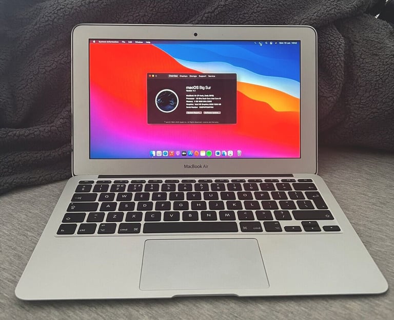 Macbook Air 2011 - 2012 laptop Intel core i5 processor with Logic Pro X  