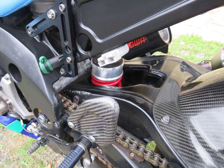  Suzuki GSX-R1000 K8 BSB Manual