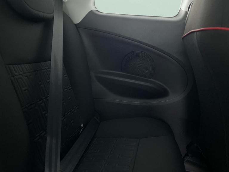 2022 Fiat 500e 42kWh RED Hatchback 3dr Electric Auto (118 ps) - CRUISE - SPEED LIMIT RECOG Hatchb...
