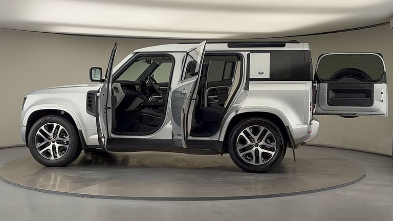 2024 Land Rover Defender 110 3.0 D250 MHEV XS Edition SUV 5dr Diesel Auto 4WD Euro 6 (s/s) (250 p...
