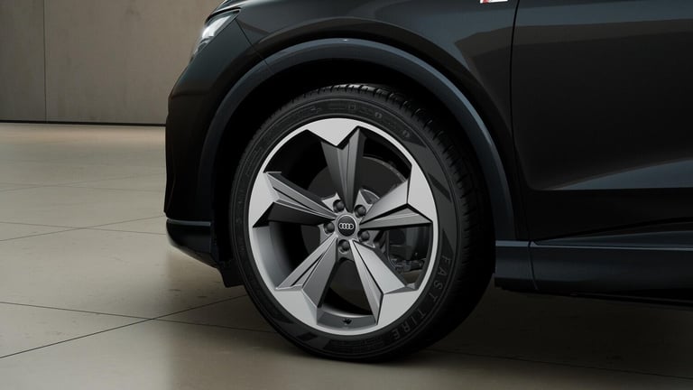2025 Audi Q4 e-tron 210kW 45 Quattro 82kWh Black Edition 5dr Auto 4X4 Automatic