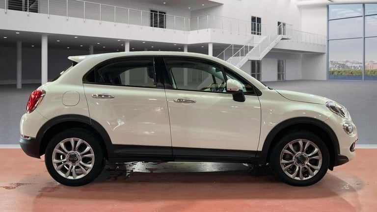 2017 Fiat 500X 1.6 E-Torq Pop Star SUV 5dr Petrol Manual Euro 6 (110 ps) HATCHBACK Petrol Manual