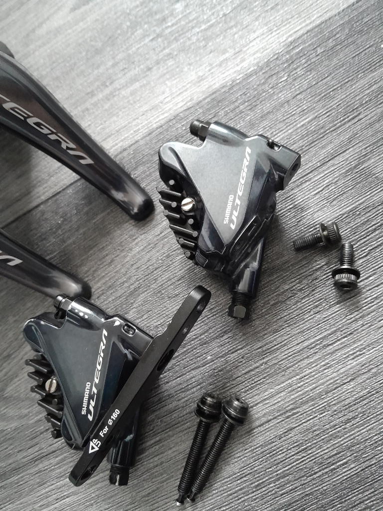 Shimano ultegra 2 x 11 hydraulic shifters and callipers 