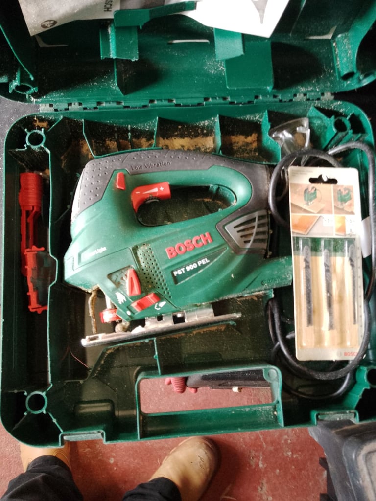 Bosch Hammer drill and jigsaw 240v