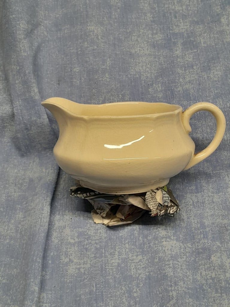 Antique vintage Alfred Meakin gravy boat