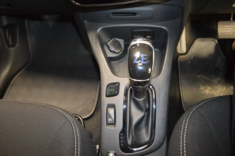 RENAULT ZOE R110 41kWh Dynamique Nav Auto 5dr (i) 2019