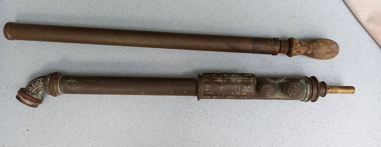 image for Garden Sprayers Antique Brass Pair