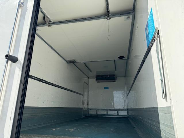 2018 18 DAF LF 230 E6 25ft fridge box Carrier diesel freezer side door bulk head
