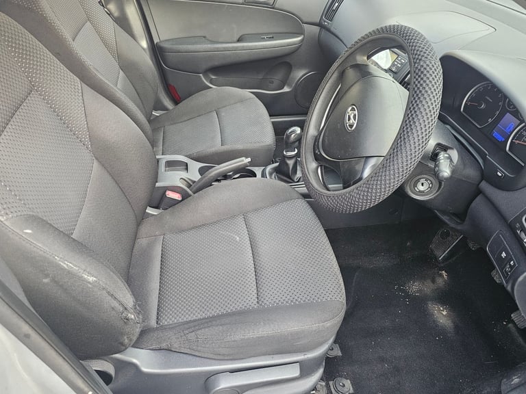 Hyundai, I30, Hatchback, 2010, Manual, 1396 (cc), 5 doors MOT and ULEZ free