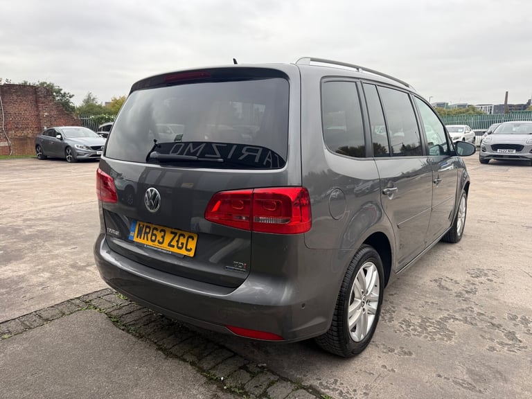 2013 Volkswagen Touran 1.6 TDI 105 BlueMotion Tech SE 5dr MPV Diesel Manual