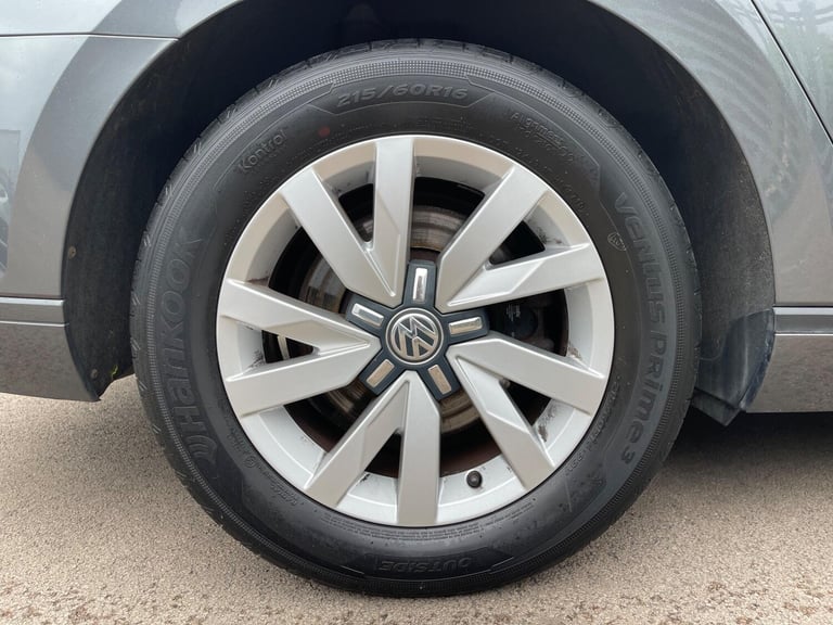 2015 Volkswagen Passat 1.6 TDI BlueMotion Tech S Euro 6 (s/s) 4dr SALOON Diesel Manual