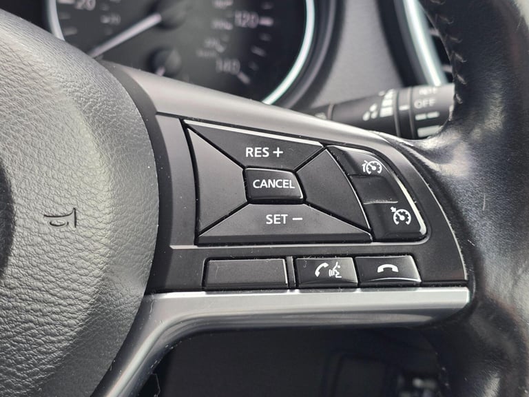 2018 Nissan Qashqai 1.5 dCi N-Connecta Euro 6 (s/s) 5dr HATCHBACK Diesel Manual