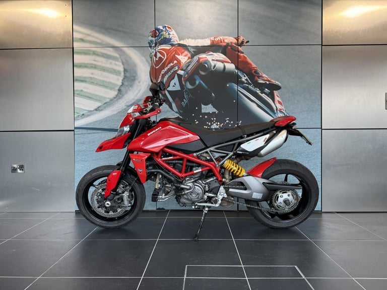 DUCATI HYPERMOTARD 950