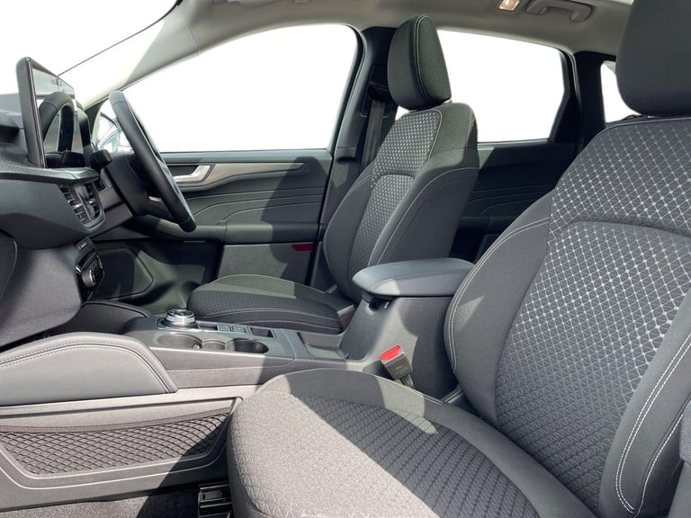  Ford Kuga 2.5 Duratec 14.4kwh Titanium Suv 5dr Petrol Plug In Hybrid CVT Euro