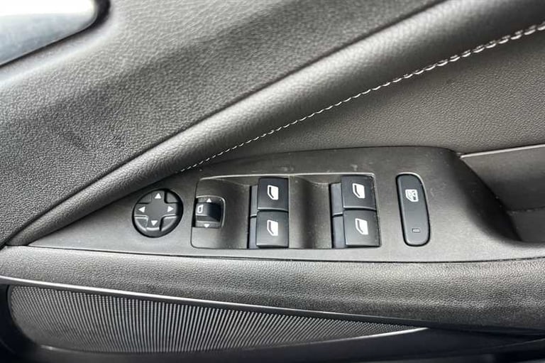 2022 Vauxhall Crossland 1.2 Turbo Elite Edition 5dr HATCHBACK PETROL Manual