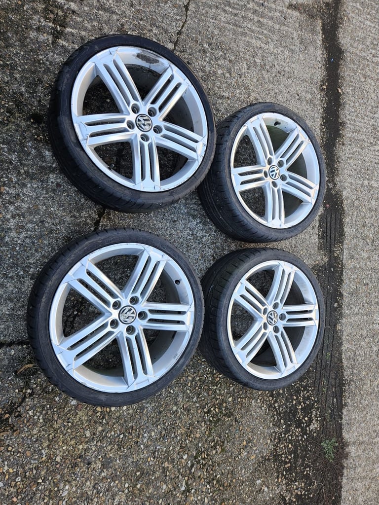 image for Genuine Mk6 Talladega 19" Golf/Scirocco R Alloys with Tyres 