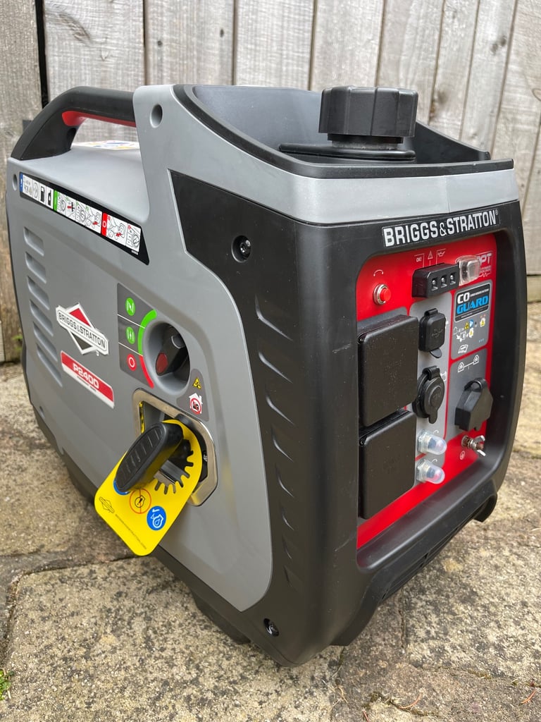 Petrol generator 
