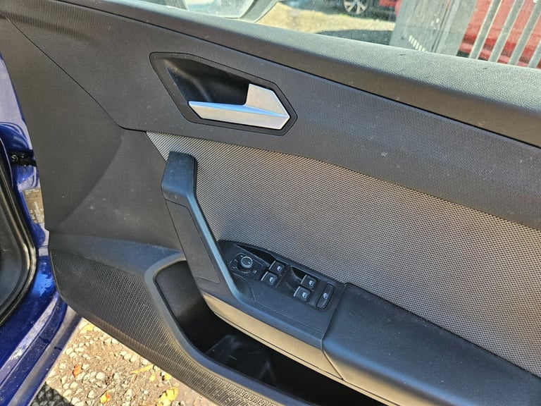2021 21  SEAT LEON 1.0 TSI EVO SE Dynamic 5dr Blue Damaged Salvage