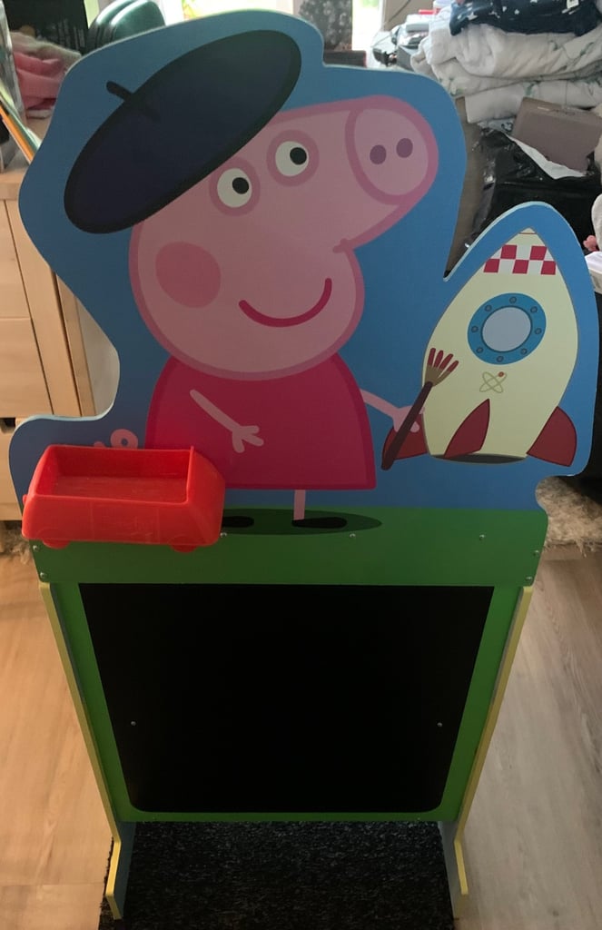 Peppa pig easel chalkboard