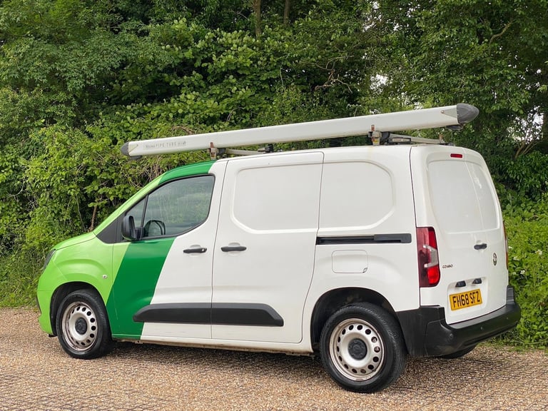 2019 Vauxhall Combo 2300 1.6 Turbo D 100ps H1 Edition Van PANEL VAN Diesel Manual