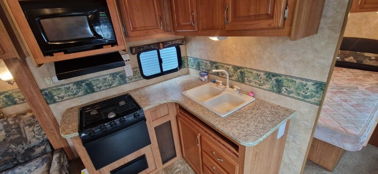 2008 Jayco Jay Flight 29BHS 1 Bedroom 8 Berth American Caravan 5th Wheel RV