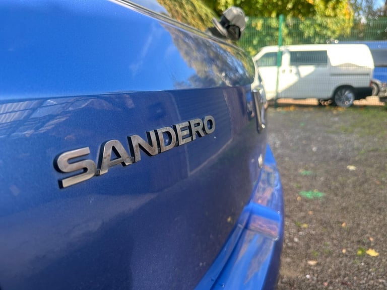 2013 Dacia Sandero 0.9 TCe Laureate Euro 5 5dr HATCHBACK Petrol Manual