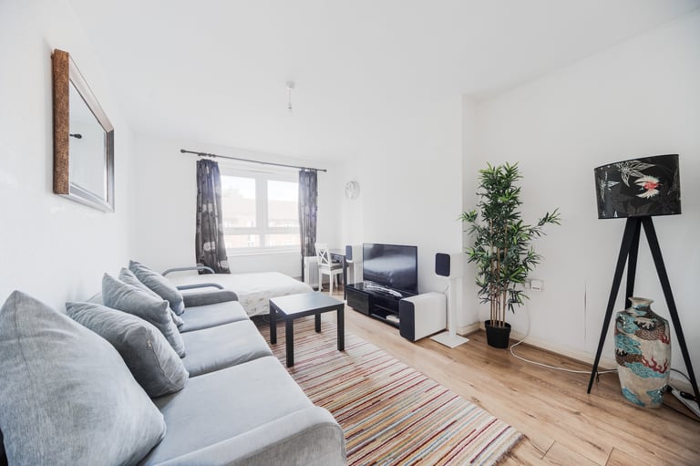 1 Bed Flat Londesborough Road | Stoke Newington
