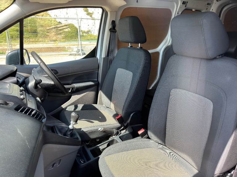 2019 Ford Transit Connect 200 - Long MOT - Crew Cab - 2 Keys - ULEZ Compliant
