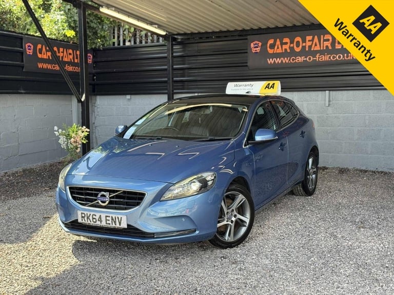 image for VOLVO V40 1.6 T3 SE Lux Nav Blue Manual Petrol 2014+CAMBELT DONE+PANORAMIC ROOF!