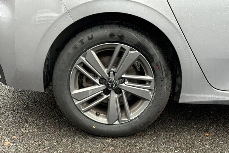 2023 Peugeot 308 1.2 PureTech Active Premium EAT Euro 6 (s/s) 5dr Hatchback Automatic