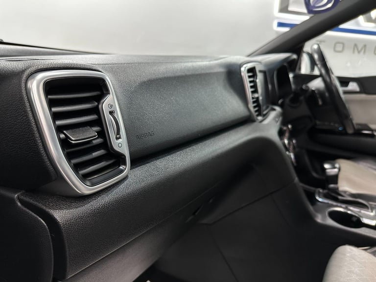 2017 Kia Sportage 1.6 T-GDi GT-Line S SUV 5dr Petrol DCT AWD Euro 6 (174 bhp) ESTATE Petrol Autom...