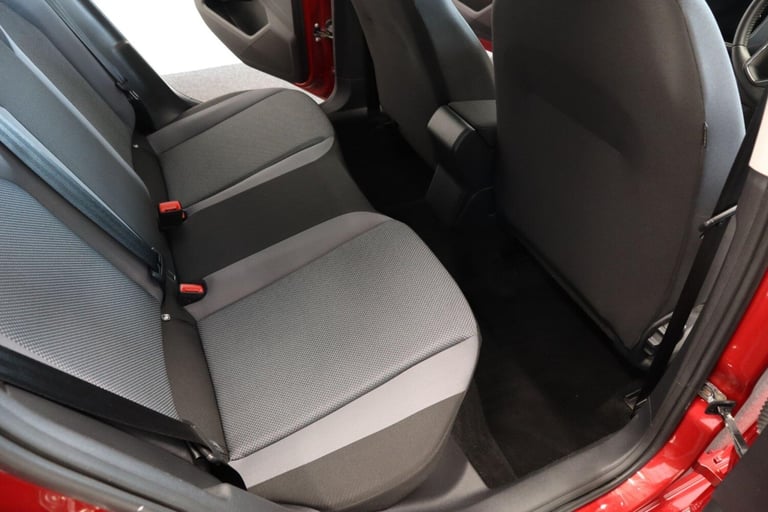 2017 SEAT Arona 1.0 TSI SE Technology First Edition Euro 6 (s/s) 5dr HATCHBACK Petrol Manual