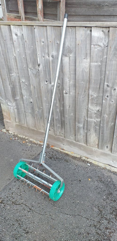 Lawn Aerator 