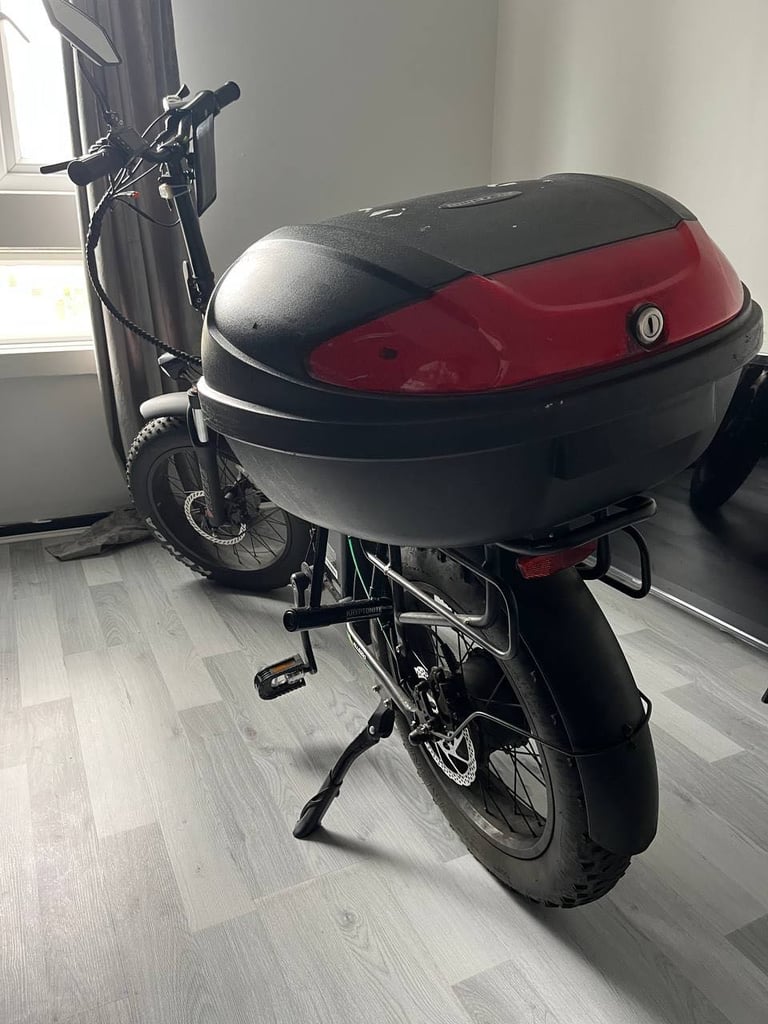 Allegro Electric Fat-Tyre Folding Bike – Excellent Condition + Rear Storage Box