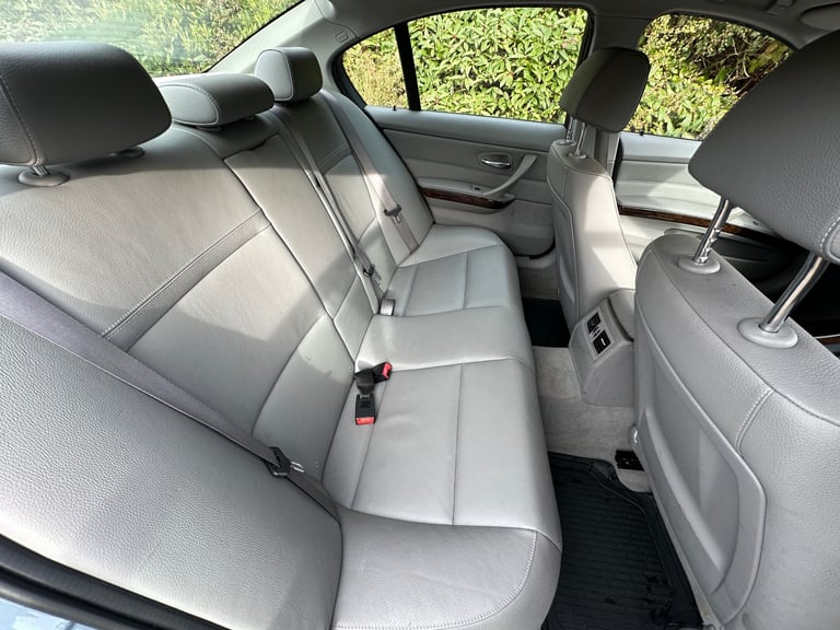 2009 BMW 3 Series 2.0 320d SE **AUTOMATIC** 