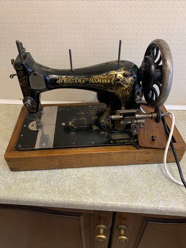 Frister&rossmann sewing machine