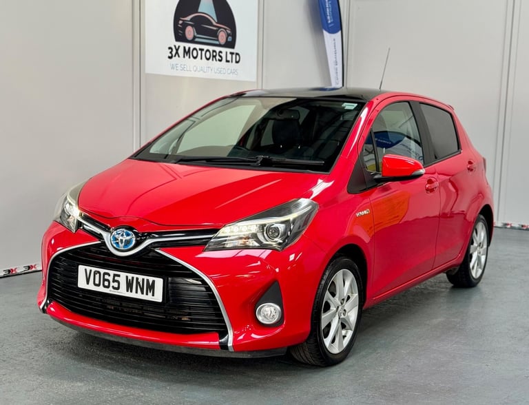 2015 Toyota Yaris 1.5 VVT-h Excel E-CVT Euro 6 5dr (15in Alloy) HATCHBACK Petrol/Electric Hybrid ...