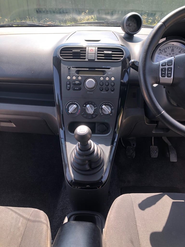 SUZUKI SPLASH 1.2 SZ4 5DR HATCHBACK * 2 OWNERS * ALLOYS * P/SENSORS * AIR CON *